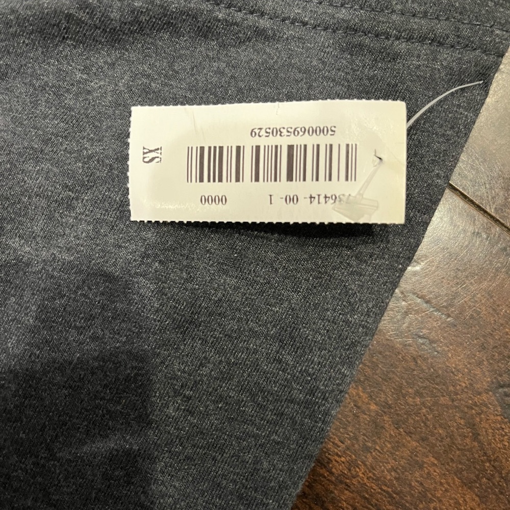 🎀NWT Gray Leggings - Picture 5 of 5